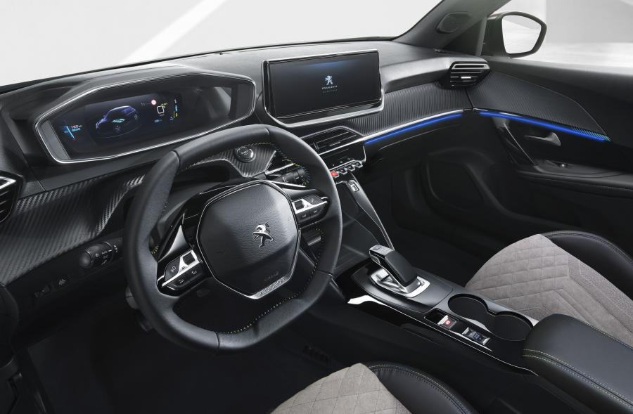 Торпедо Peugeot e-2008 2020 года  (CN) (фото 9 из 19)